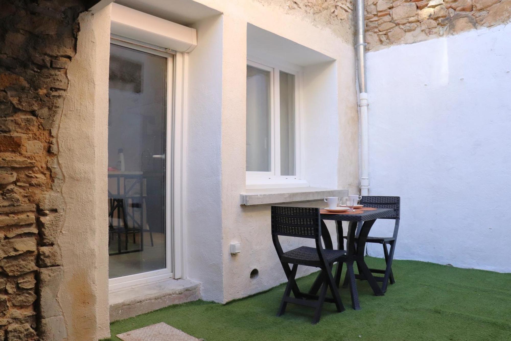 Superbes Appartements Modernes Et Neufs Bagnols-sur-Cèze Exteriör bild