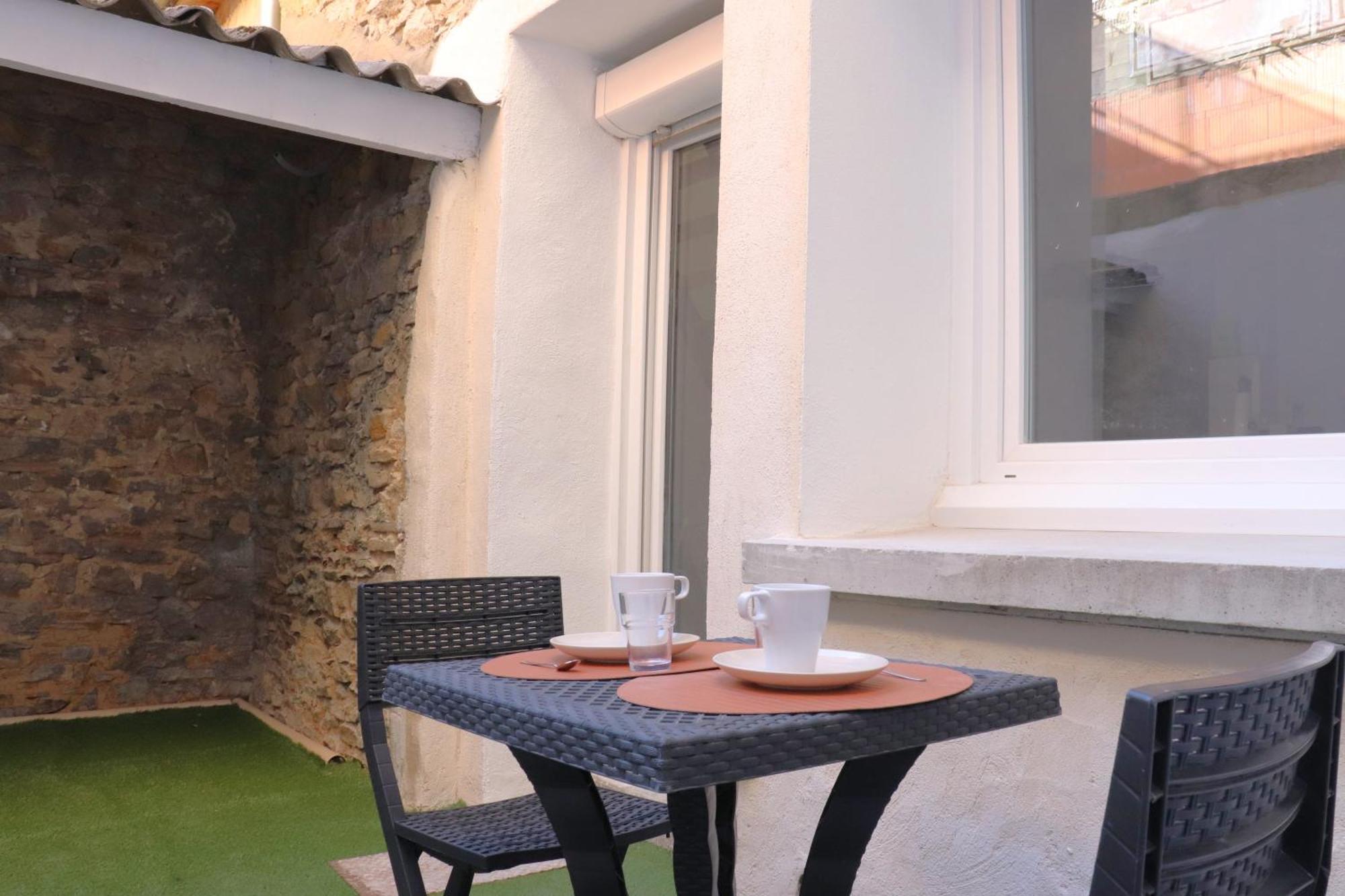 Superbes Appartements Modernes Et Neufs Bagnols-sur-Cèze Exteriör bild
